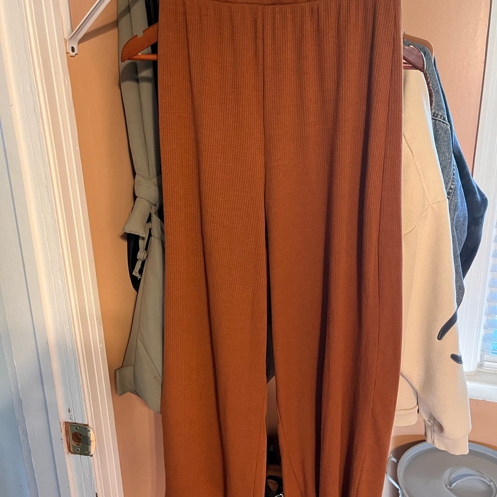 Women's Brown Ribbed Pants